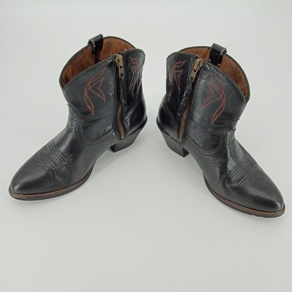 Black Ariat Ankle Boots Red Embroidered Accent Cowboy Boots 7.5 Almond Toe